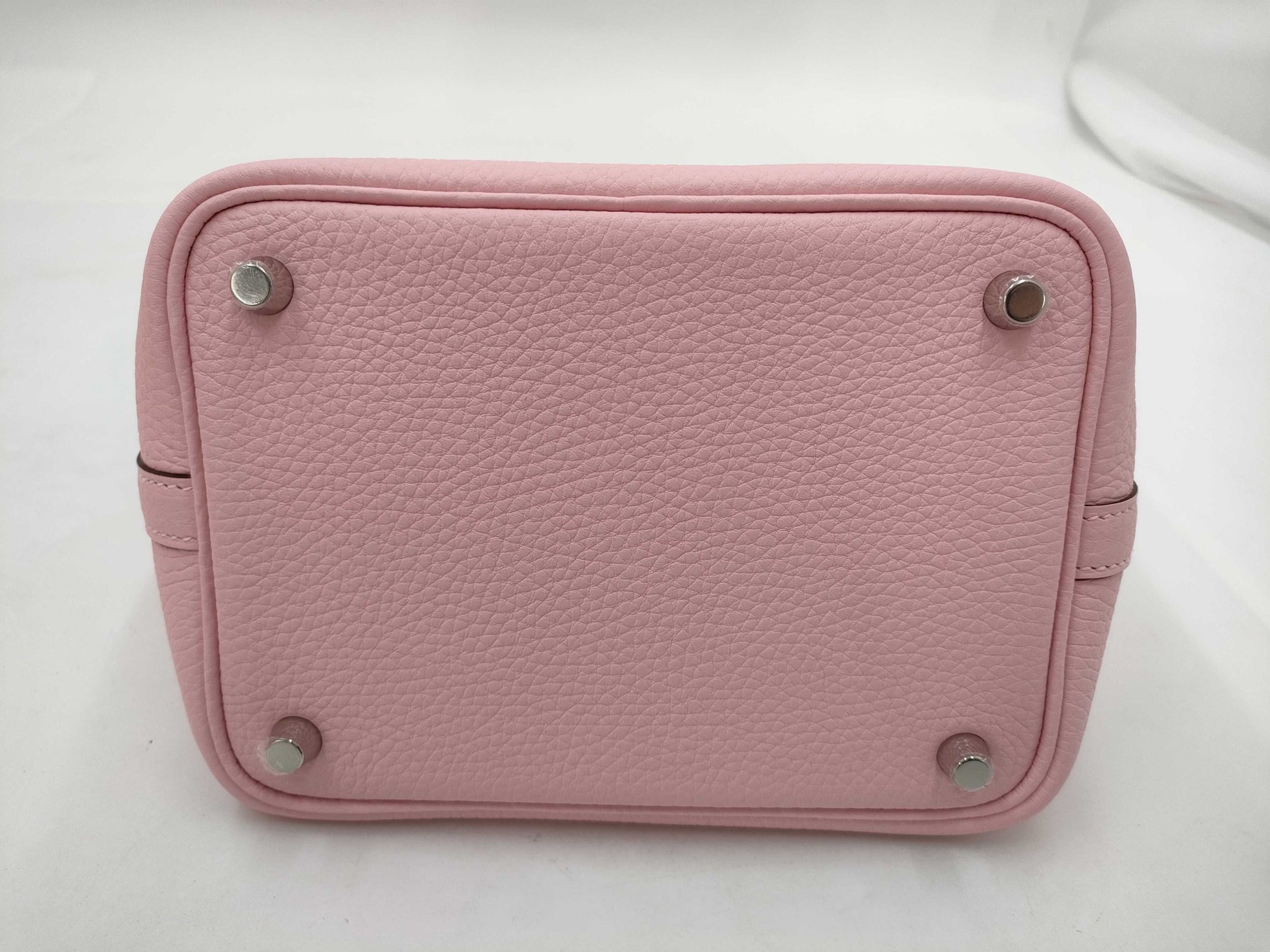 HERMES Picotin Lock 18 Rose Sakura x Taurillon Clemence x Silver Hardware K Stamp Shoulder Bag