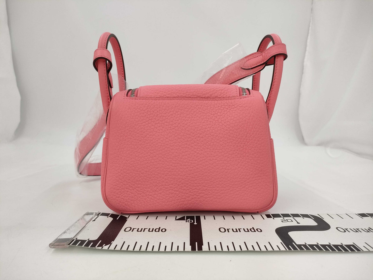 HERMES Mini Lindy 2 Rose Lipstick x Taurillon Clemence x Silver Hardware x Double Stamp Shoulder Bag