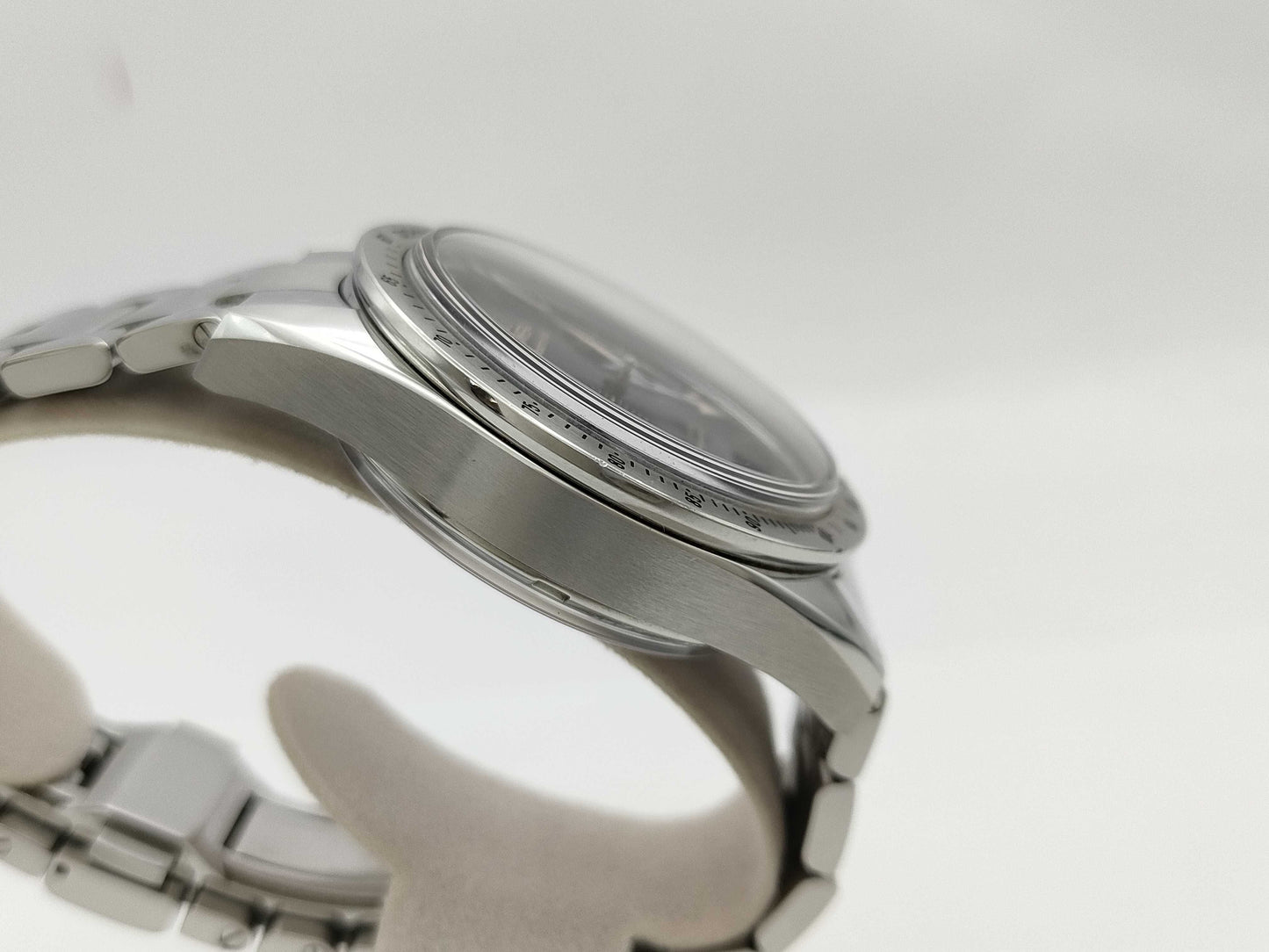 OMEGA 331.10.42.51.01.002 85658706 Automatic Black Dial Men's Watch