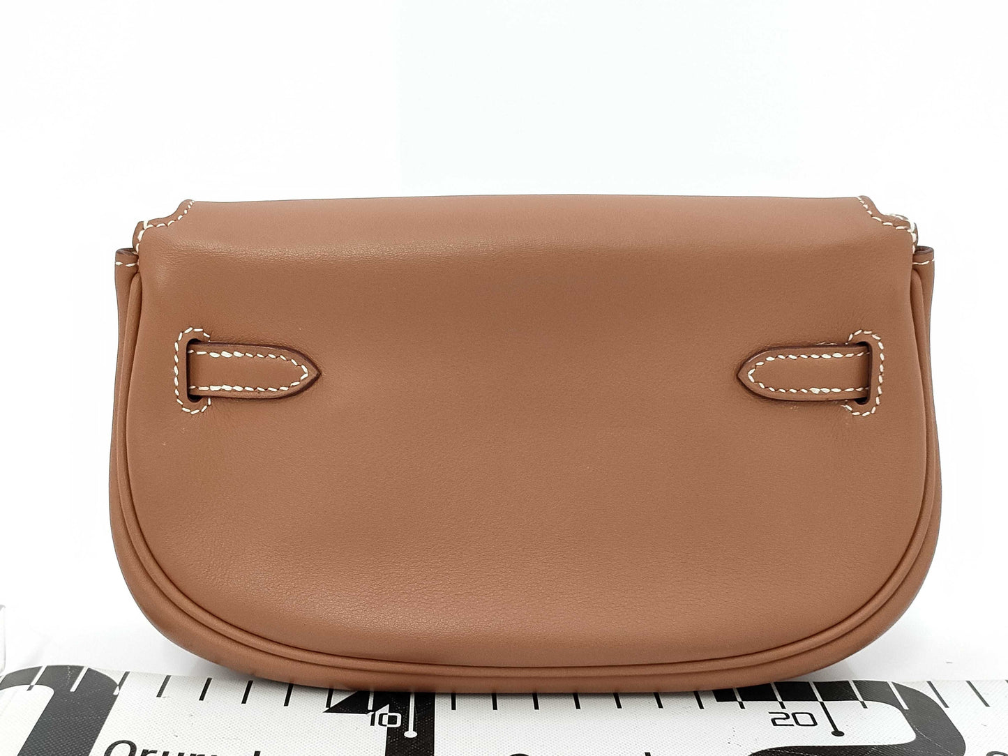 HERMES Kelly Move Swift Leather Shoulder Bag in Gold with GD Hardware and Double Stamp