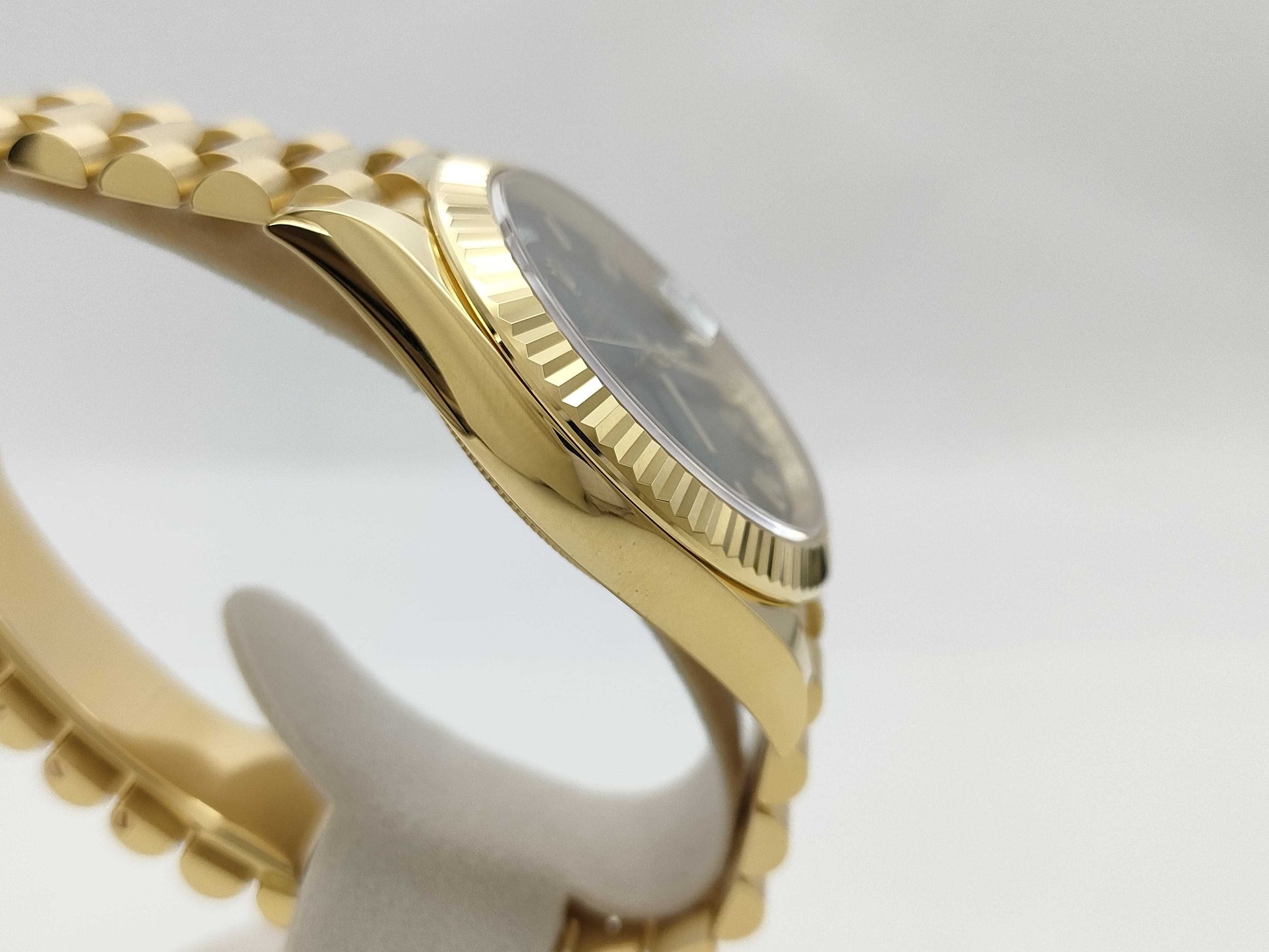 ROLEX 228238 C18Z2947 Green Ombre Men's Watch