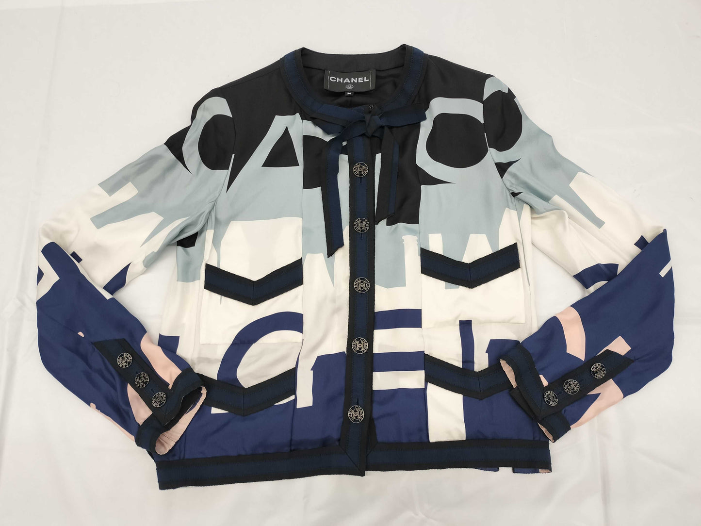 CHANEL Chanel size 34 cardigan