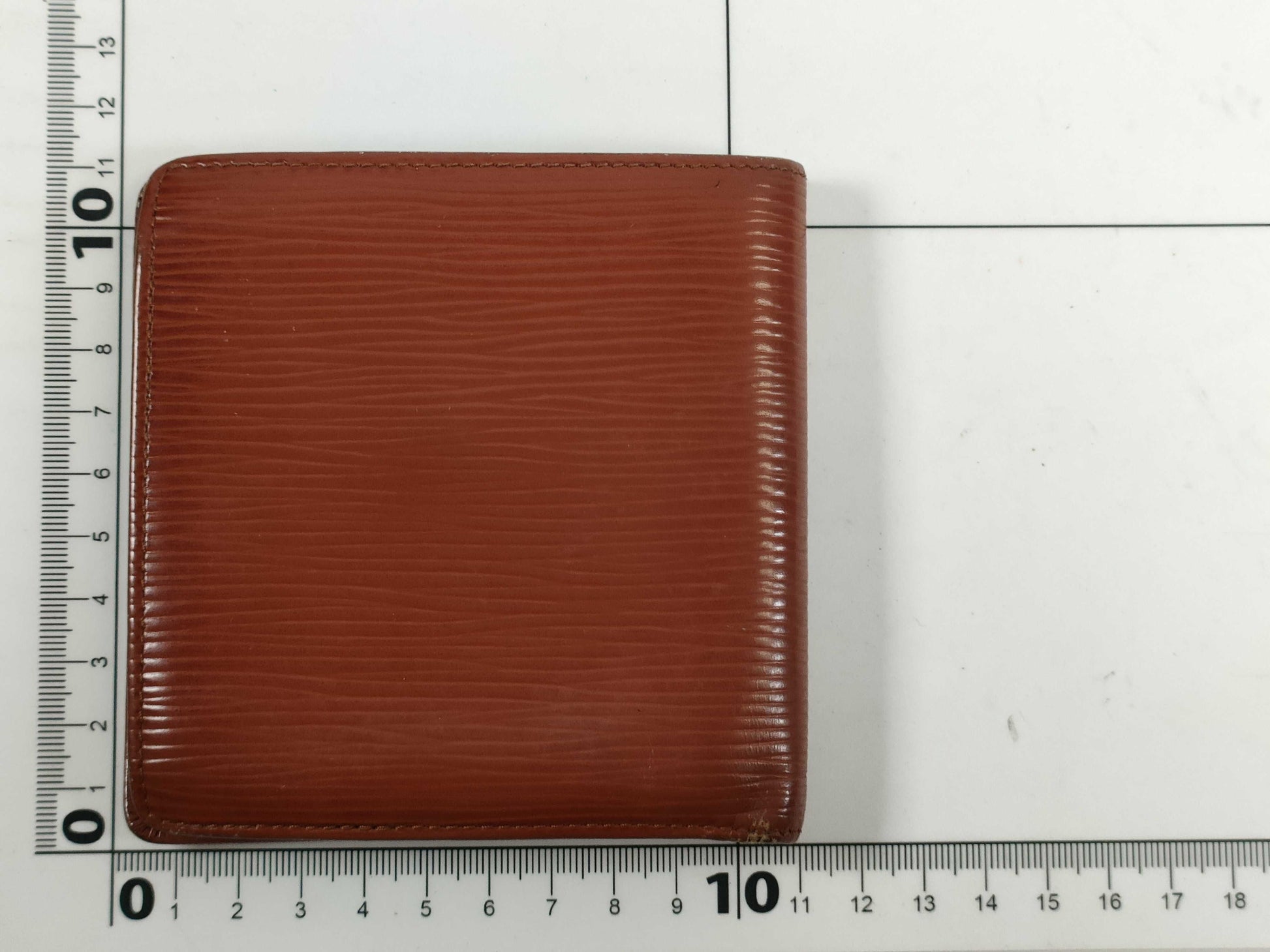 LOUIS VUITTON Epi Porte-Bie Carte Credit Wallet