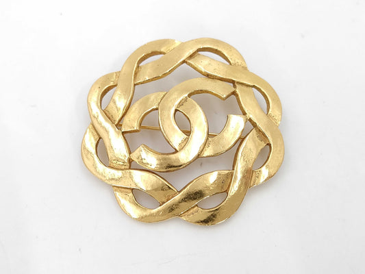 CHANEL Vintage Brooch Engraved Brooch