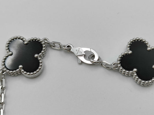 Van Cleef&Arpels Vintage Alhambra 5P Onyx Diamond WG Au750 13.4g Bracelet Bangle