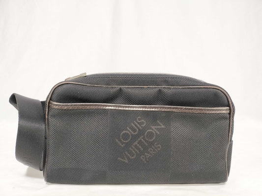 LOUIS VUITTON Damier Geant LOUIS VUITTON Geant Acrobat Black Waist Bag