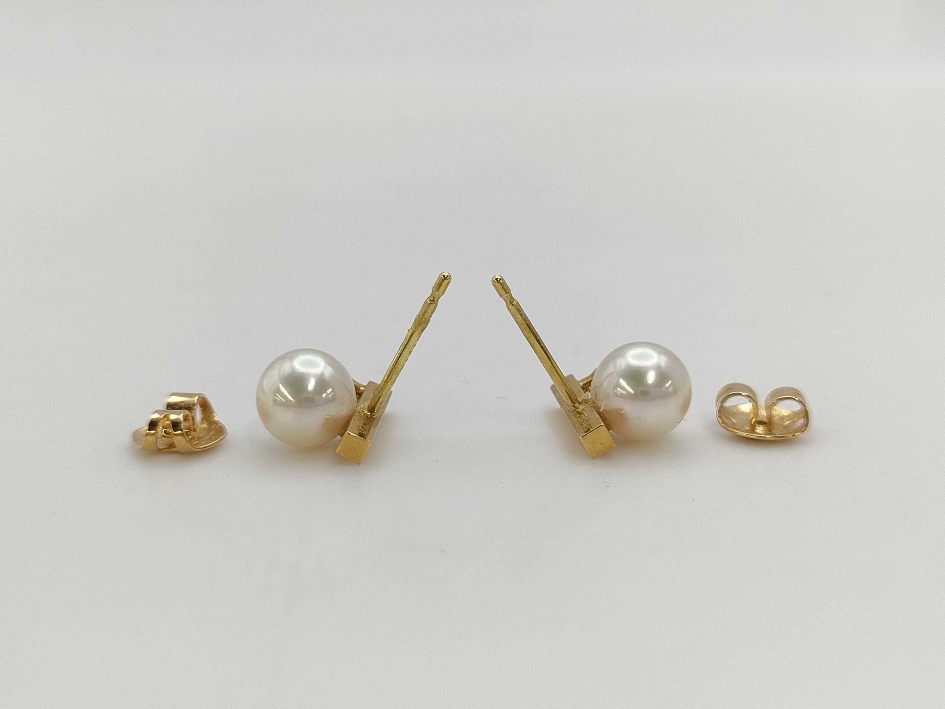 TASAKI Petit Balance Class Pearl Diameter Approx. 6.8mm*2 D0.05/0.05ct YG 750 3.1g Earrings 