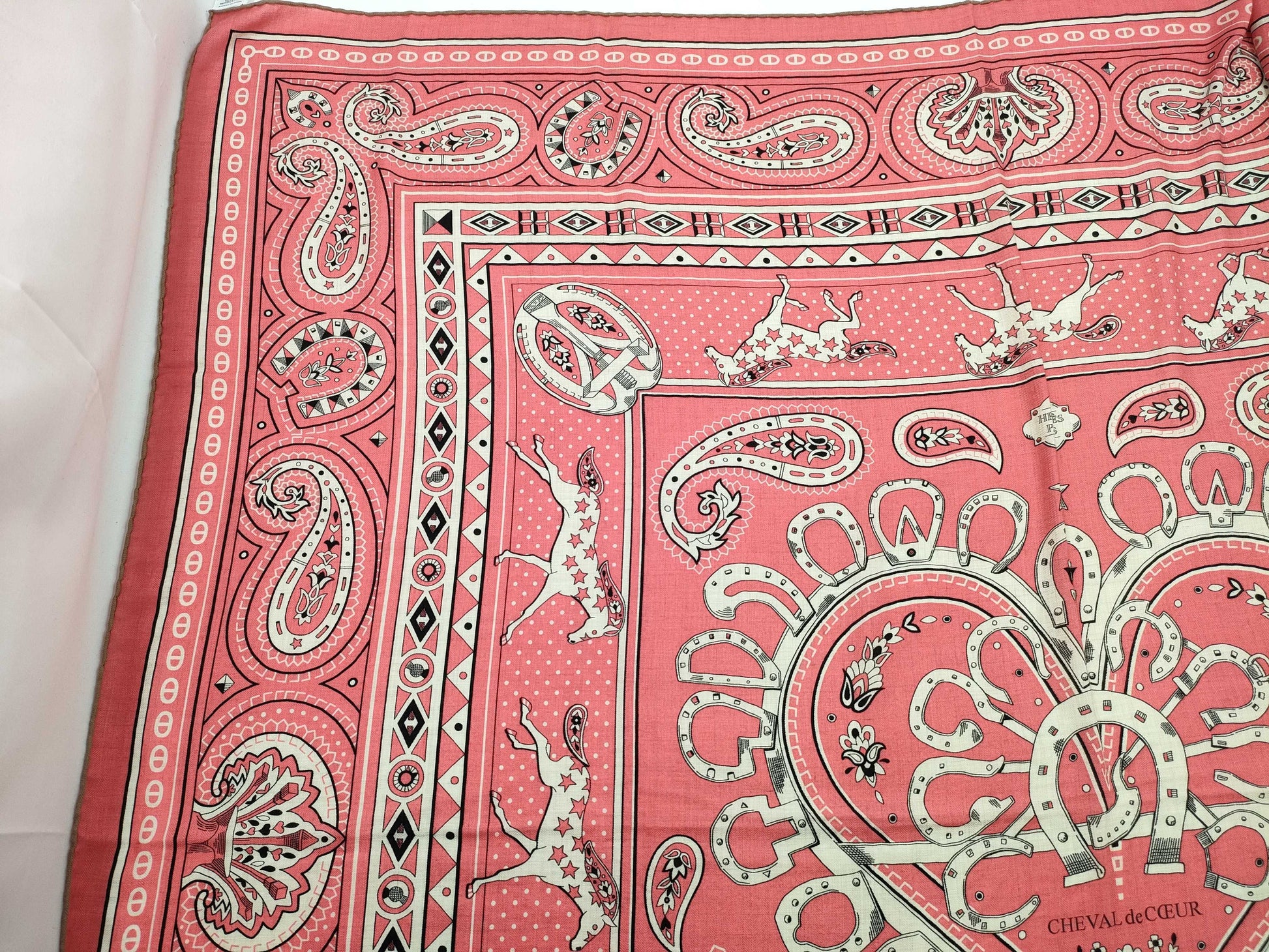 HERMES Carrageen 140 Cheval de Coeur Scarf
