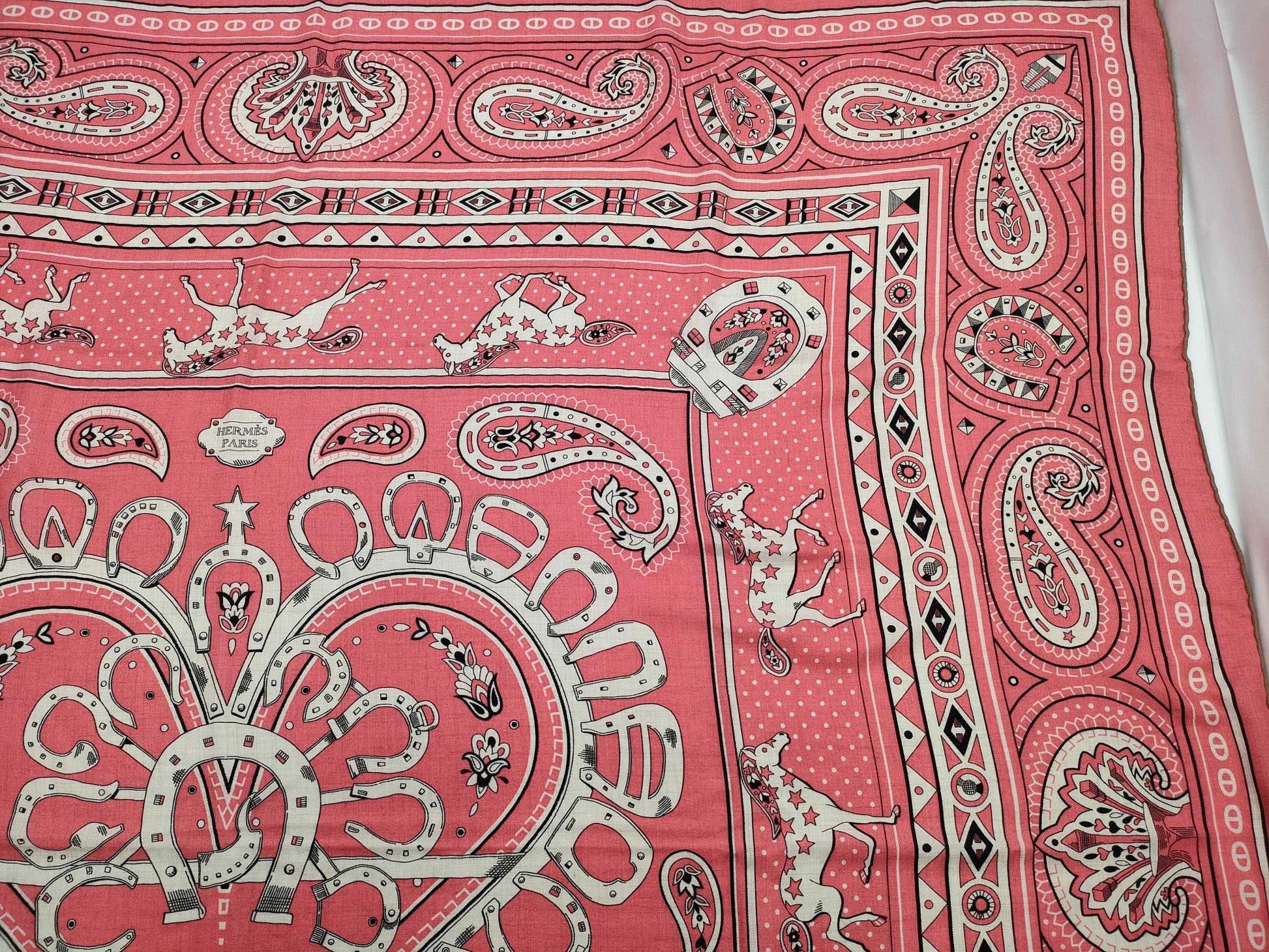 HERMES Carrageen 140 Cheval de Coeur Scarf