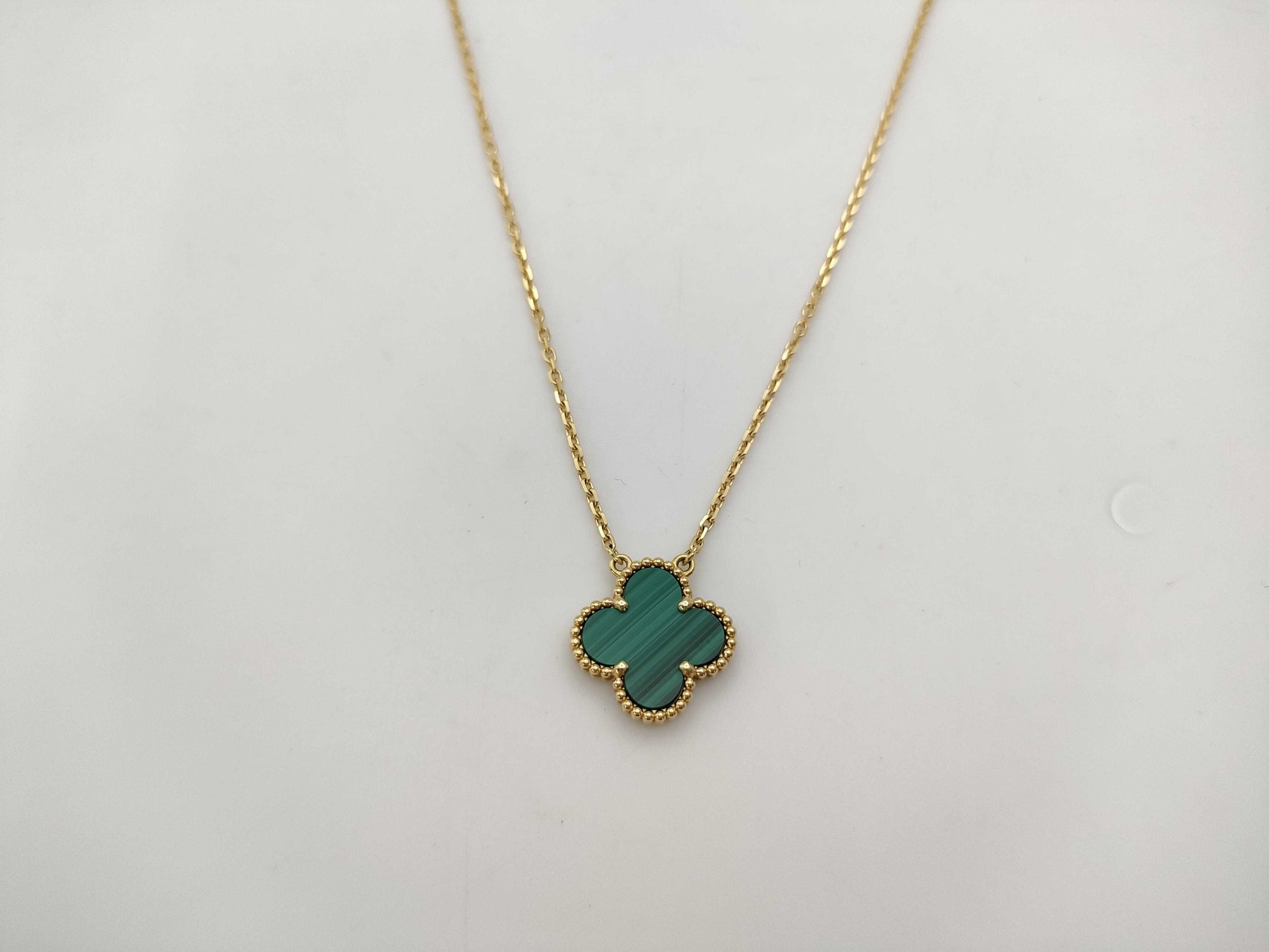 Van Cleef&Arpels Vintage Alhambra Malachite YG Au750 5.4g Necklace 
