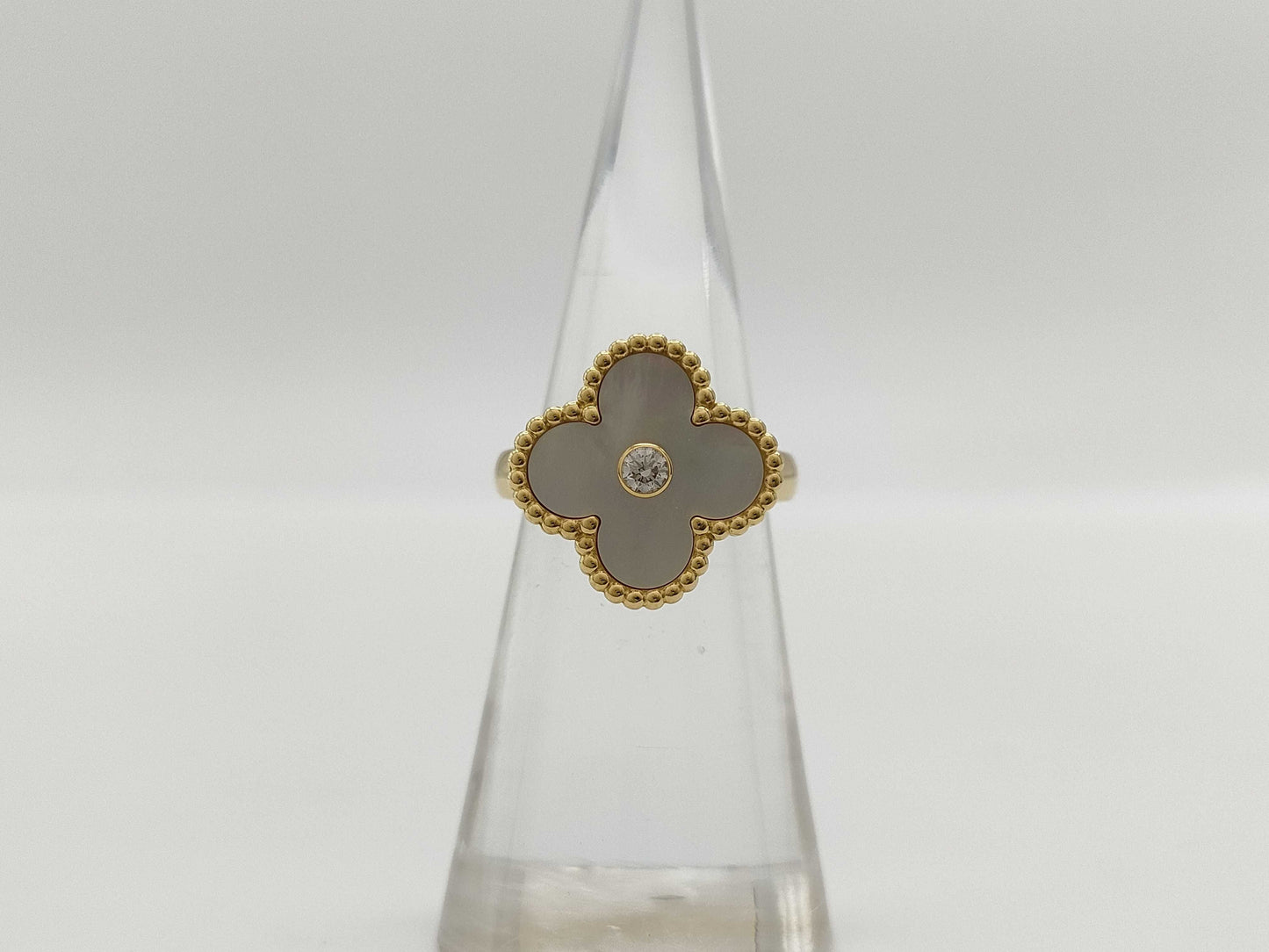 Van Cleef&Arpels Vintage Alhambra #46 Mother-of-Pearl 1PD YG Au750 6.6g Ring 