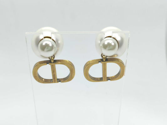 Dior Dior CD logo tribal pearl earrings