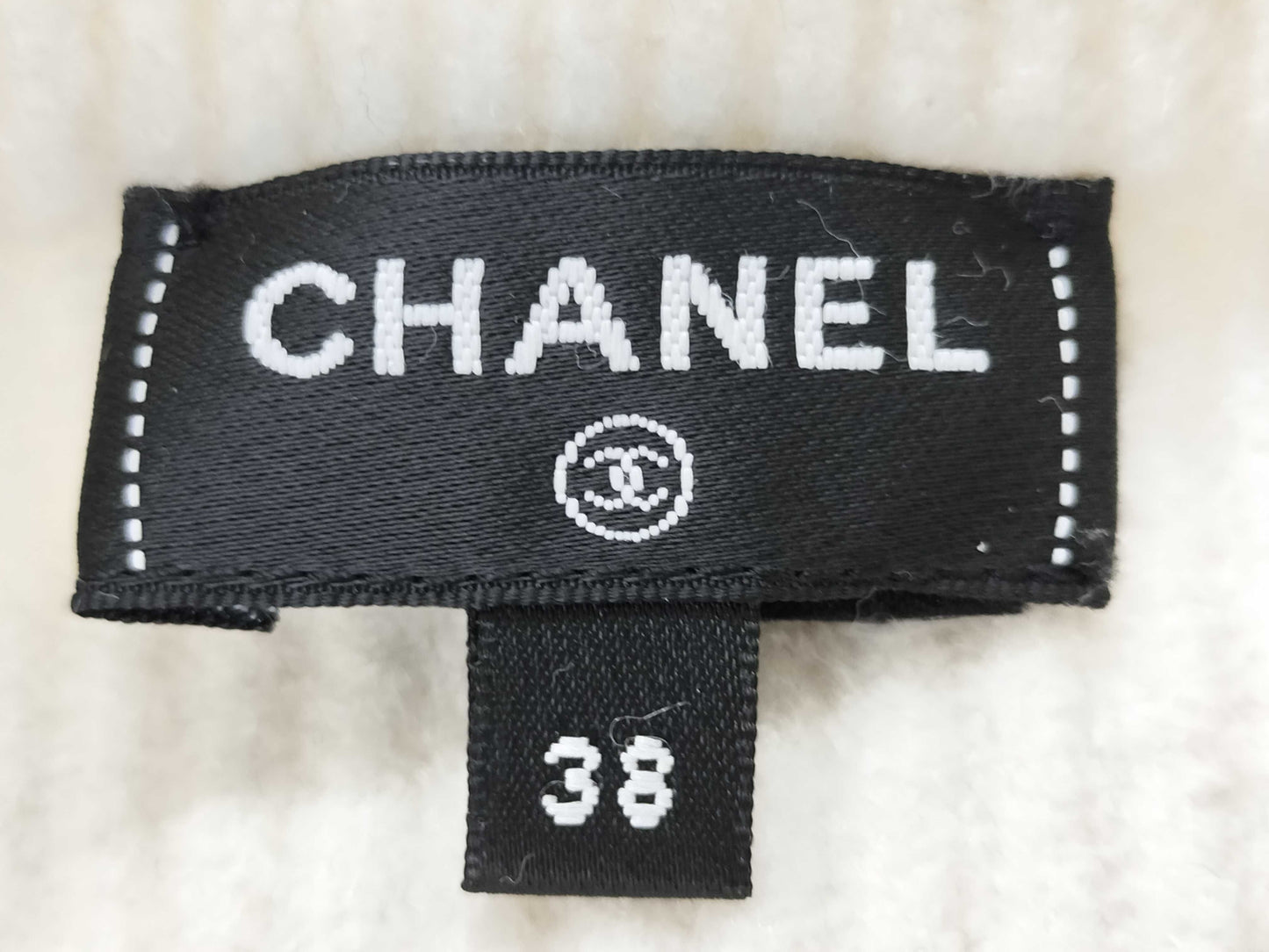 CHANEL CHANEL Size 38 Sweater Top