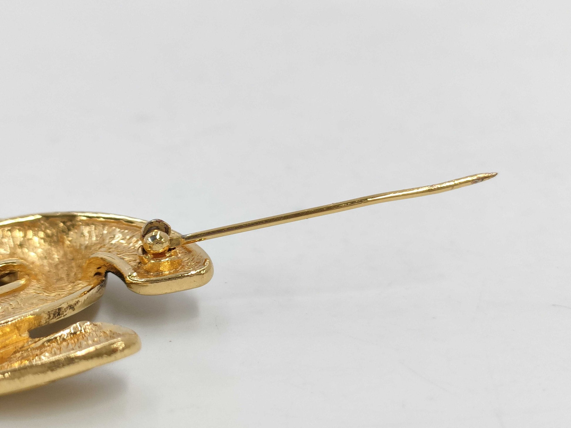 CHANEL Cocomark Matrasse Brooch Gold Brooch