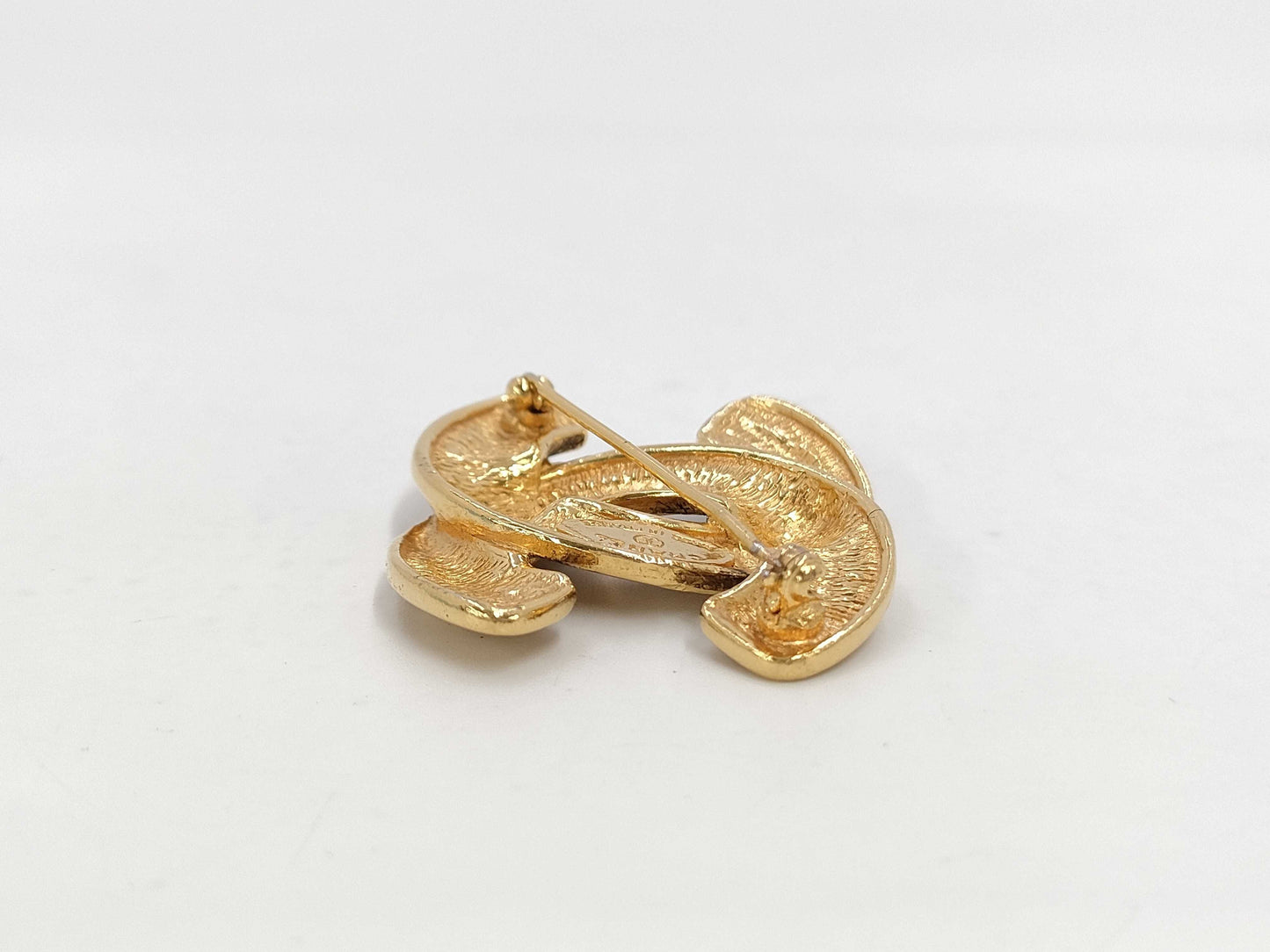 CHANEL Cocomark Matrasse Brooch Gold Brooch