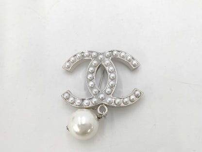 CHANEL Cocomark Pearl Brooch 07V Silver Brooch