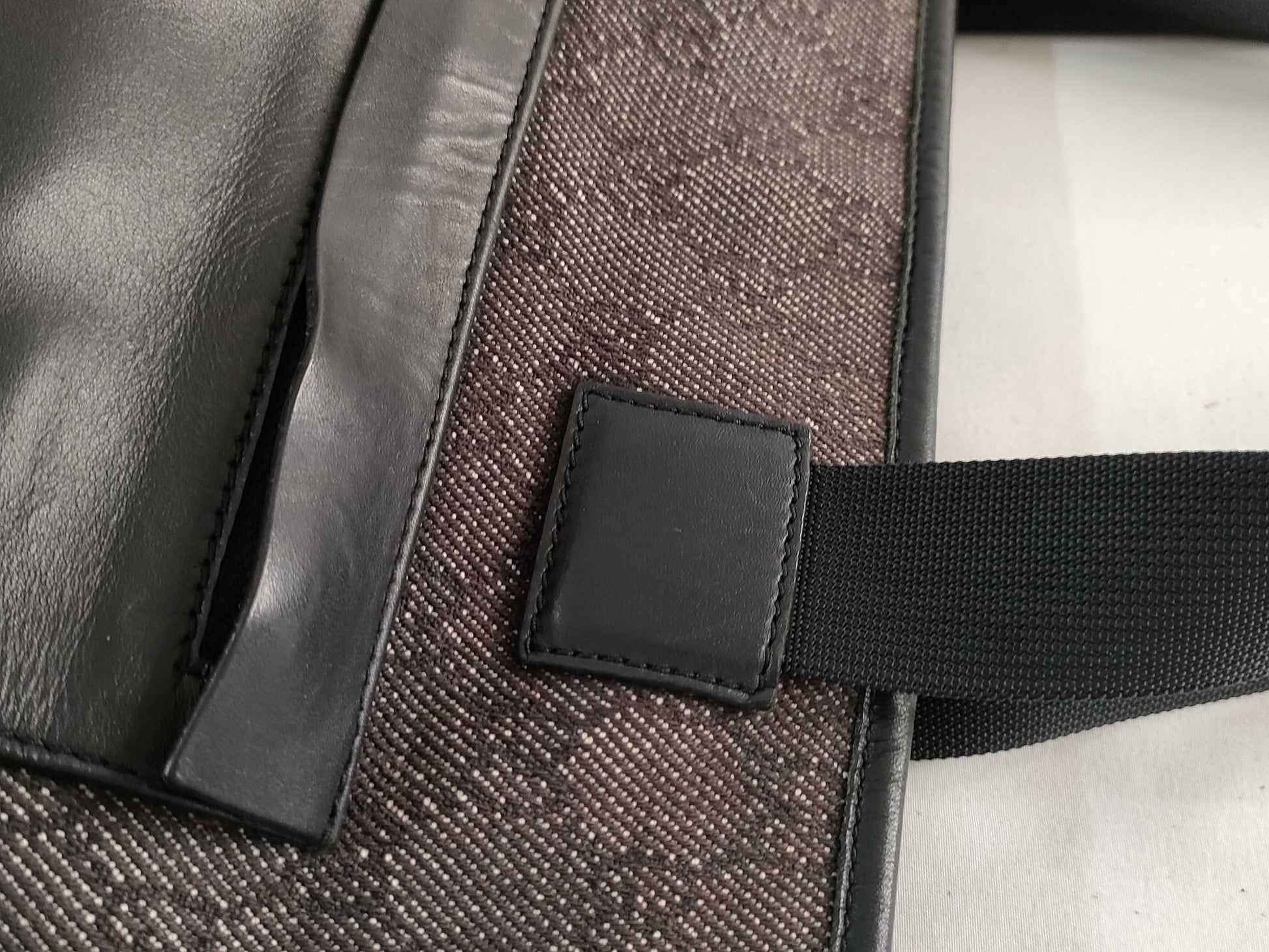 GUCCI GG Canvas Tote Bag 34339 3444 GG Canvas Leather Black Tote Bag