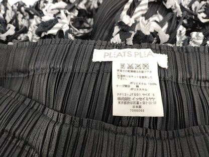 ISSEY MIYAKE Pleats Please Issey Miyake Fringe Shorts Skirt-Style Pants