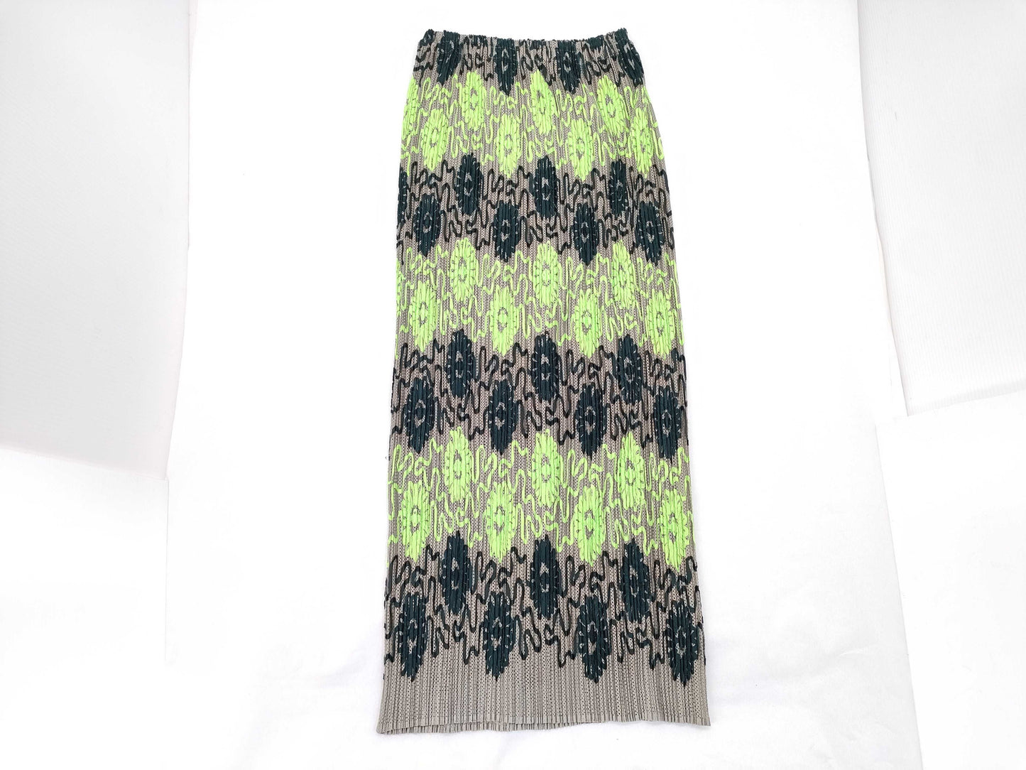 PLEATS PLEASE Issey Miyake Floral Print Long Skirt