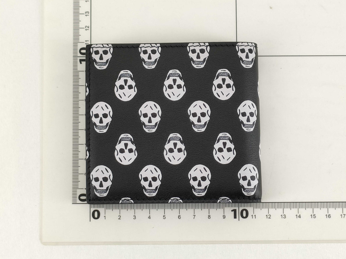 ALEXANDER MCQUEEN Folding Wallet, Unused