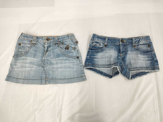 BURBERRY 5 Other Apparel