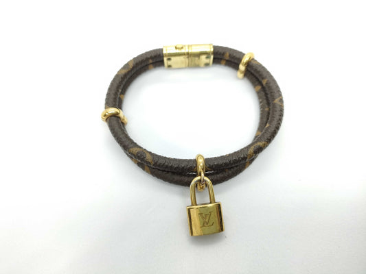 LOUIS VUITTON Monogram Louis Vuitton Keep It Twice Bracelet/Bangle