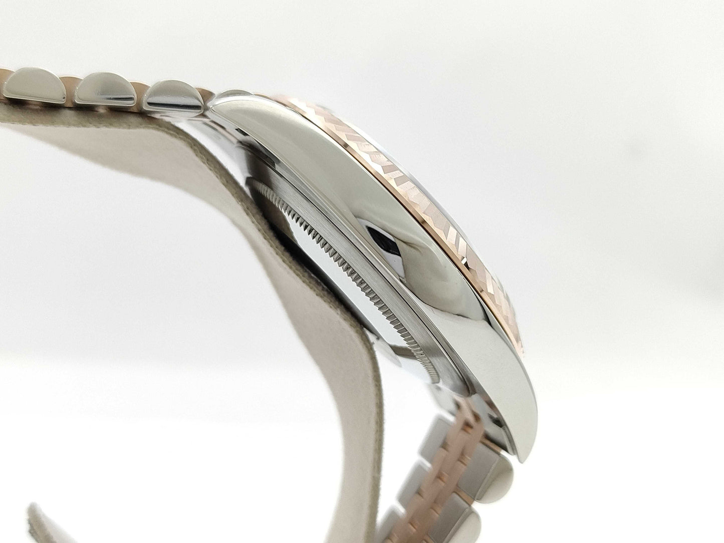 ROLEX 126331G 48E748P2 Sundust Jubilee Breath Men's Watch