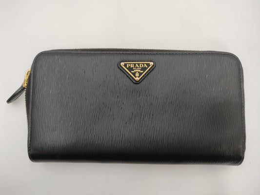 PRADA Round Zipper Wallet Wallet
