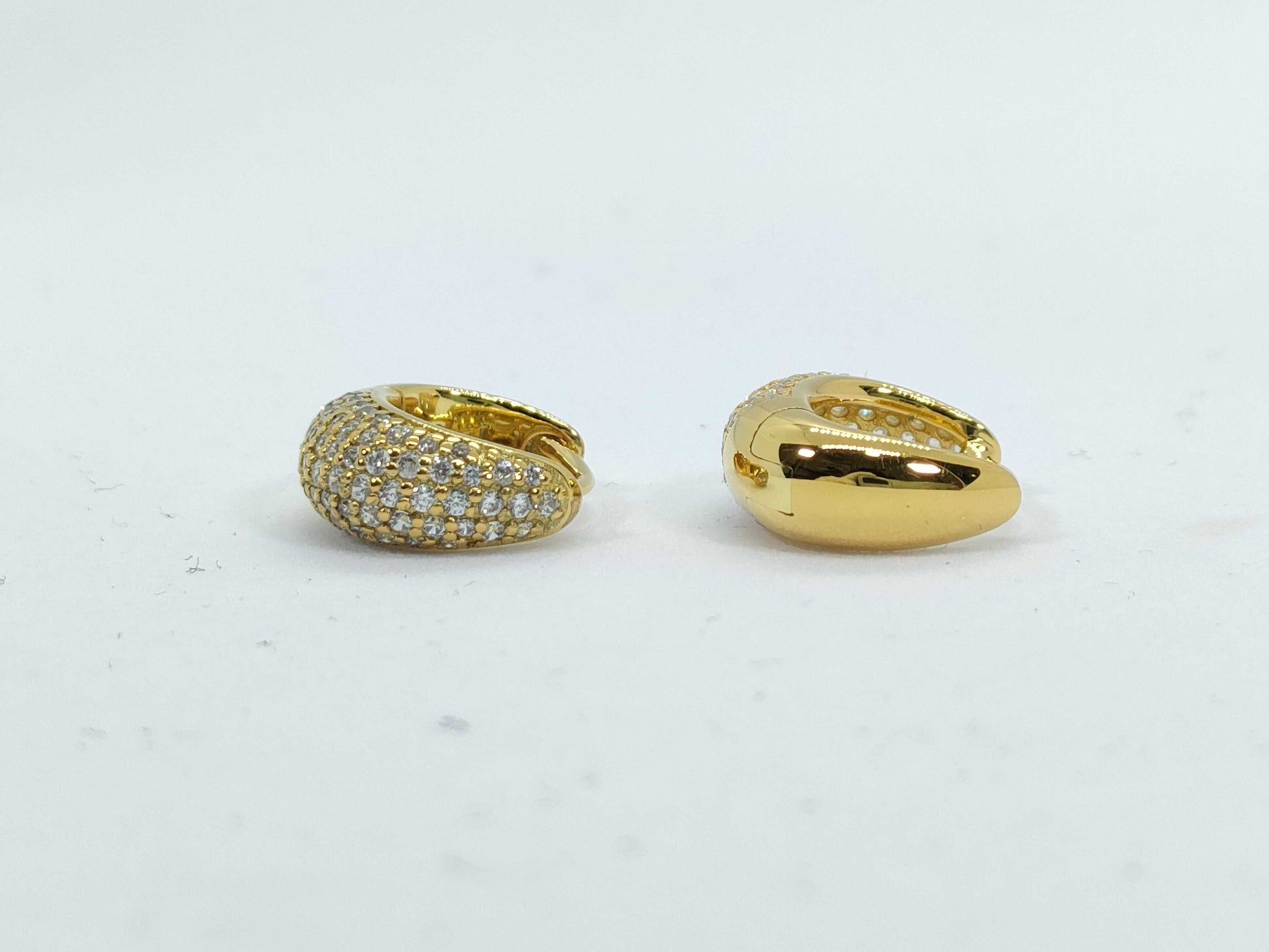 Tom Wood Ice Huggie Earrings Gold