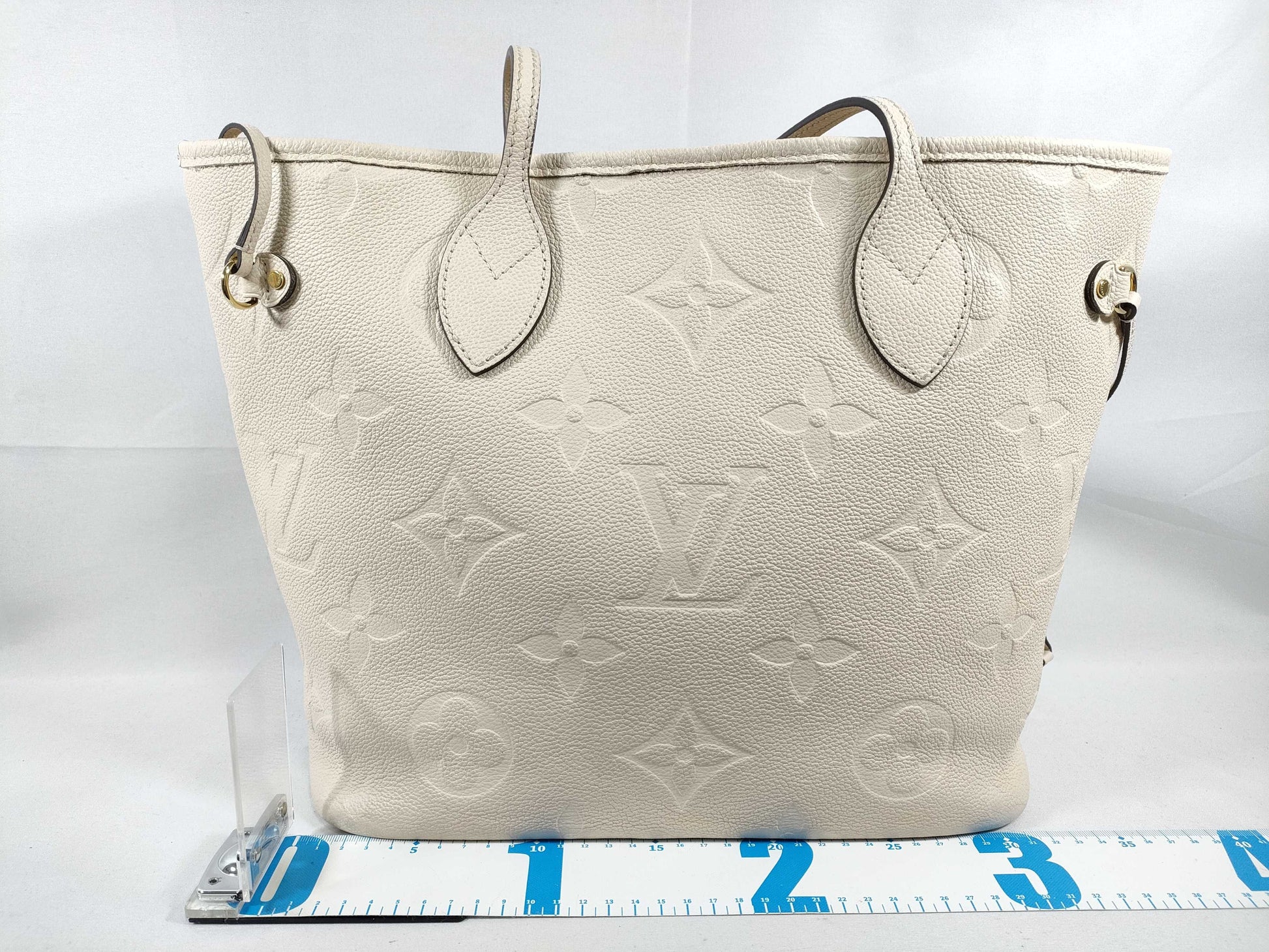 LOUIS VUITTON LV Never Full MM Claim Tote Bag