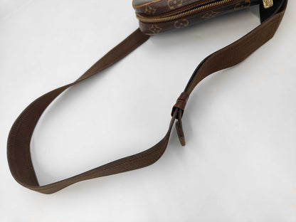 LOUIS VUITTON Louis Vuitton Monogram Pochette Gange CA0043 Shoulder Bag