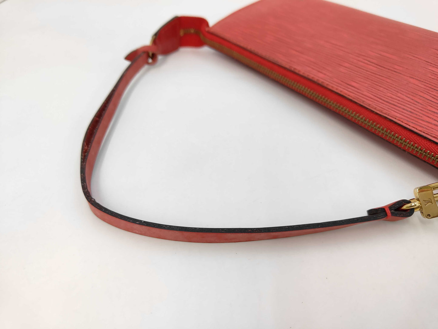 LOUIS VUITTON Louis Vuitton Epi Pochette Accessoir Castilian Red AR1926 Handbag