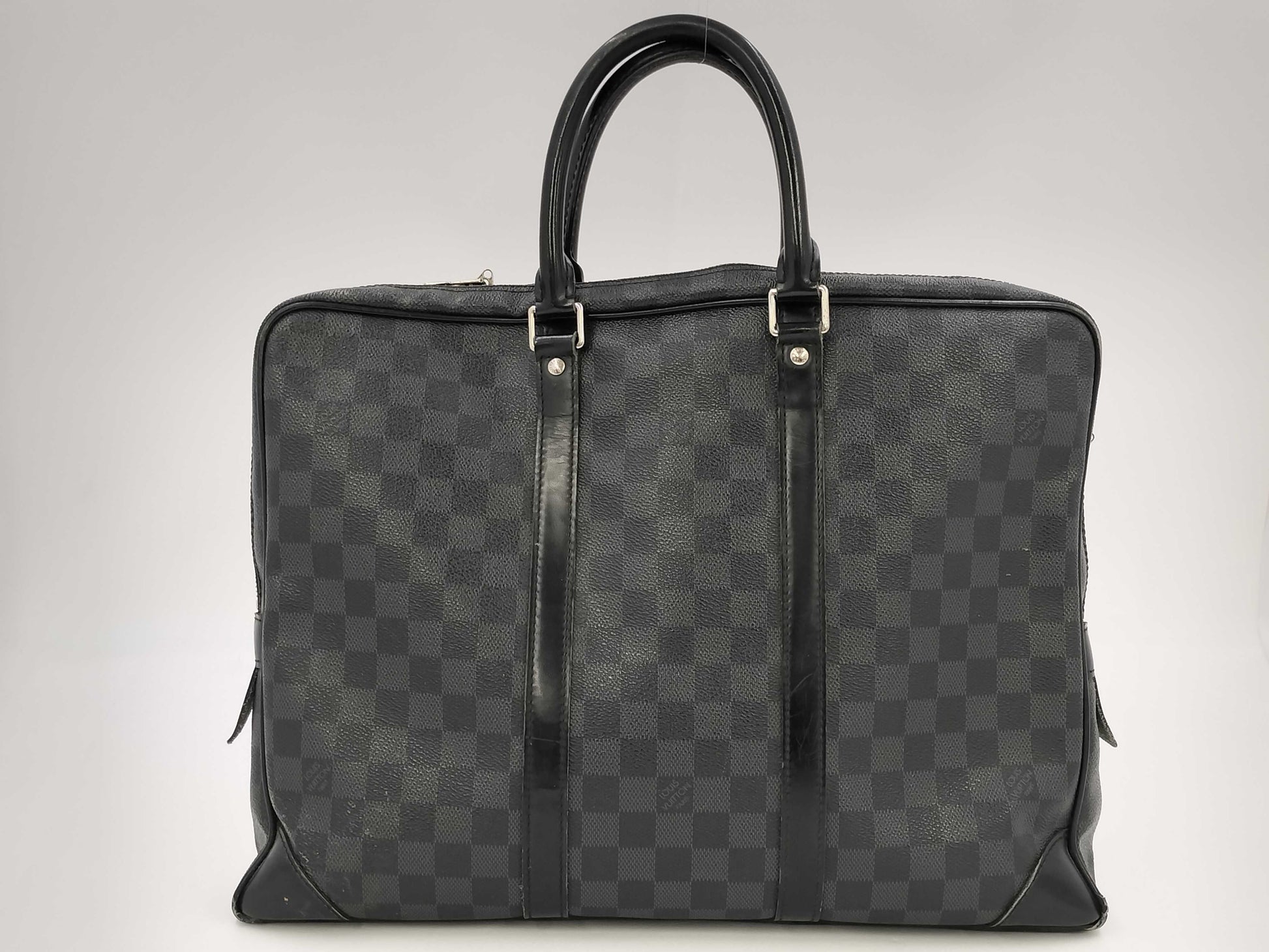 LOUIS VUITTON Louis Vuitton Graffit Porte Documan Voiage BA2122 Business Bag