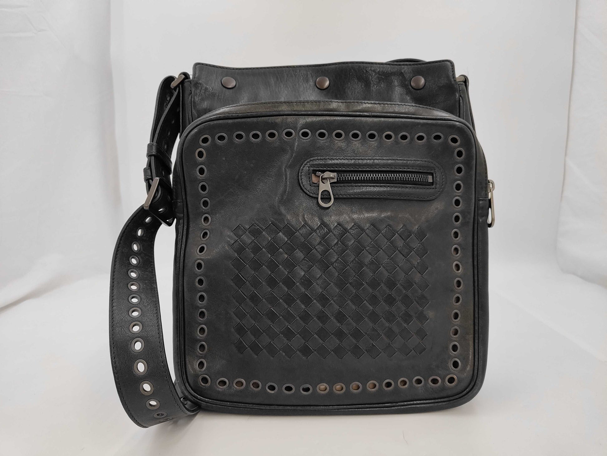 BOTTEGA VENETA Intrecciato Leather Black Shoulder Bag