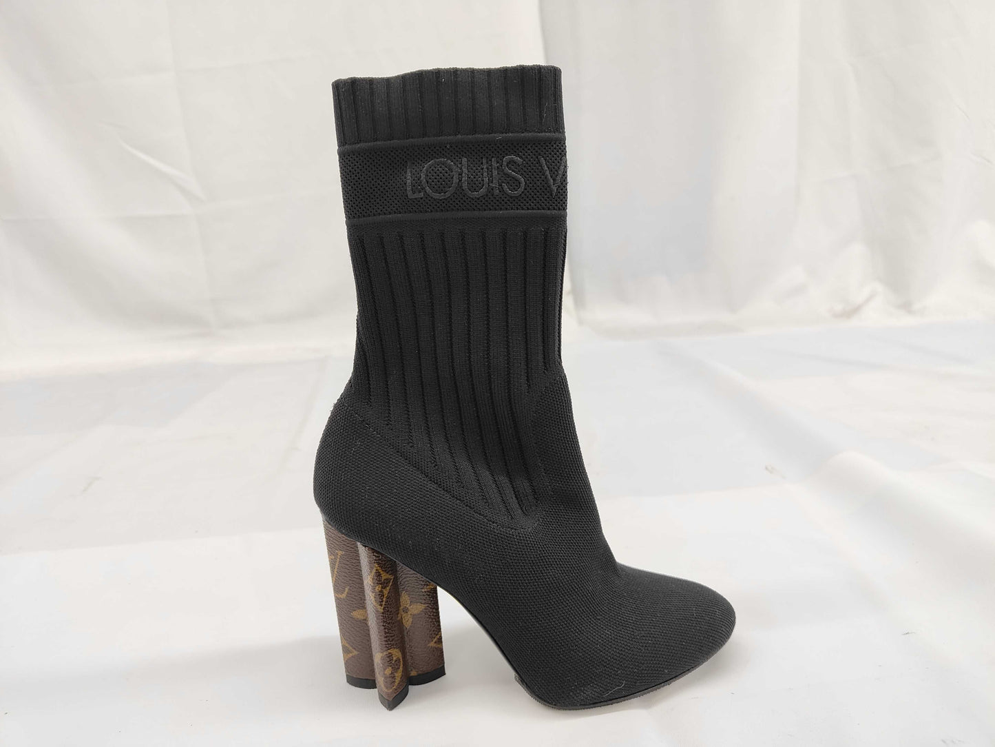 LOUIS VUITTON LOUISVUITTON Monogram Silhouette Ankle Boots Size 34 Other Shoes
