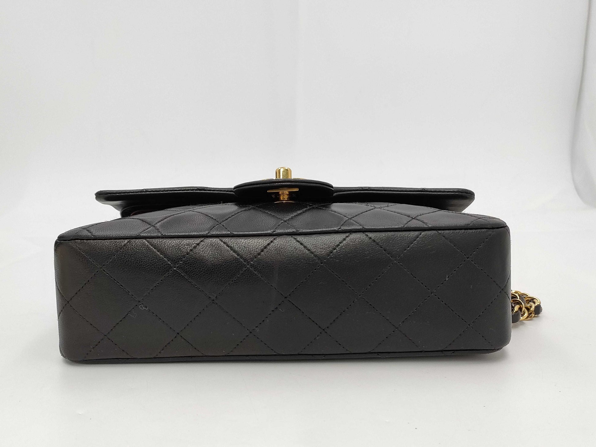 CHANEL Matlasse 23 Lambskin Double Flap Chain Shoulder A01113 Galleric Seal Shoulder Bag