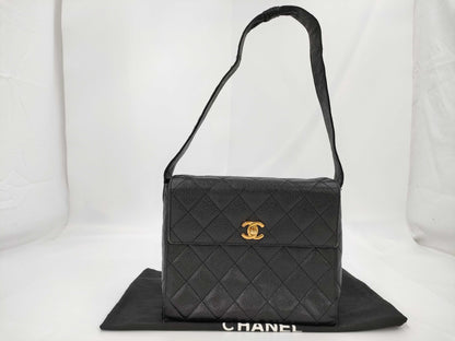 CHANEL Caviar Skin Matlasse Shoulder Bag