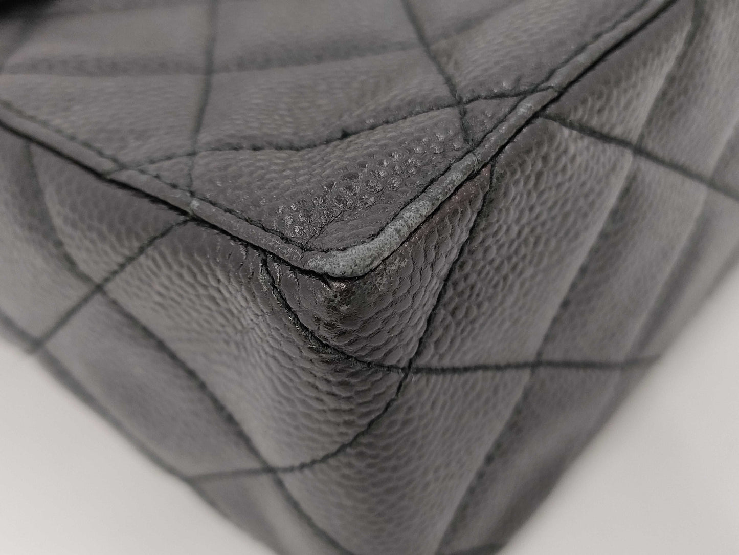 CHANEL Caviar Skin Matlasse Shoulder Bag