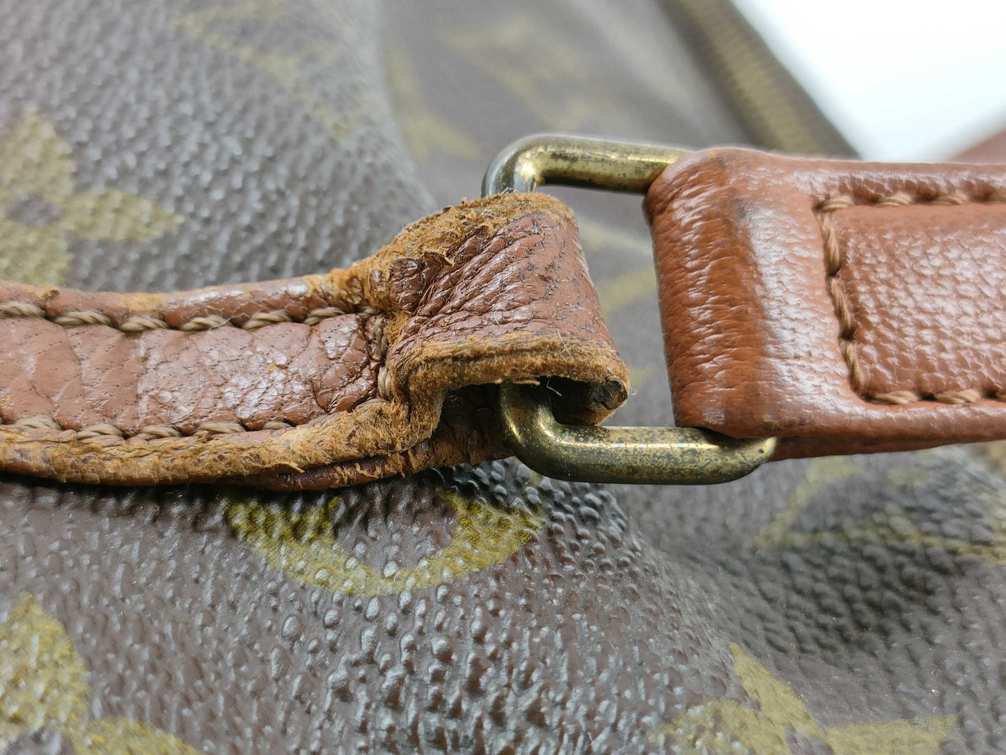 LOUIS VUITTON Monogram Vuitton Papillon Handbag Handbag