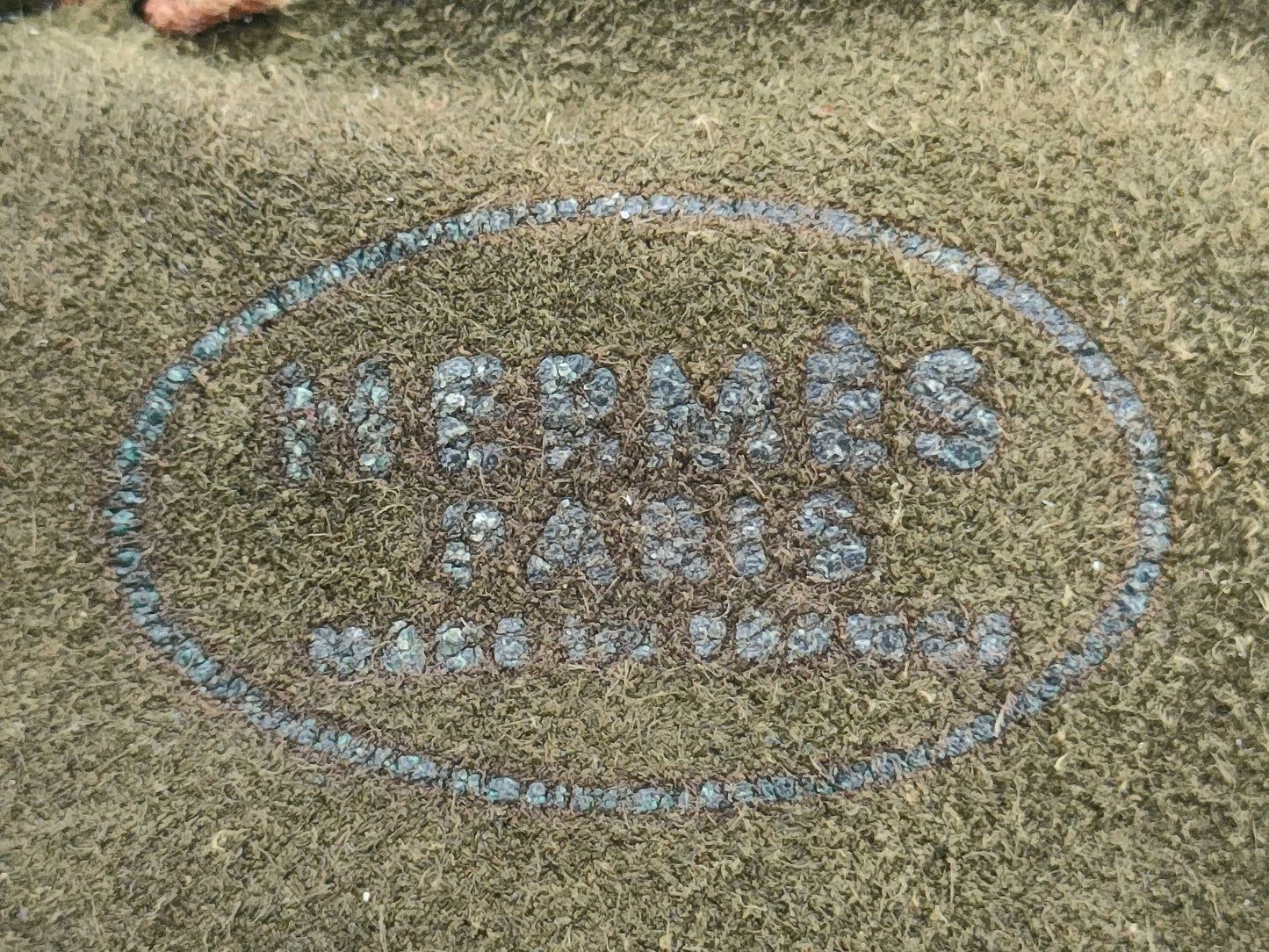 HERMES with gold fittings Gloves Other accessories