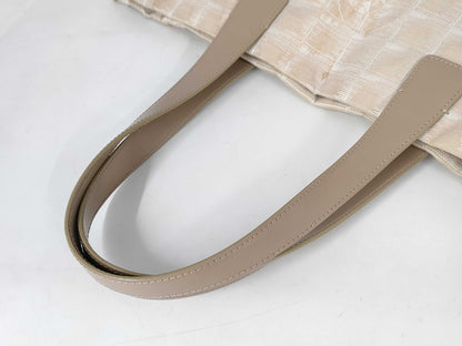 CHANEL New Travel Line New Travel Line Tote MM Tote Bag