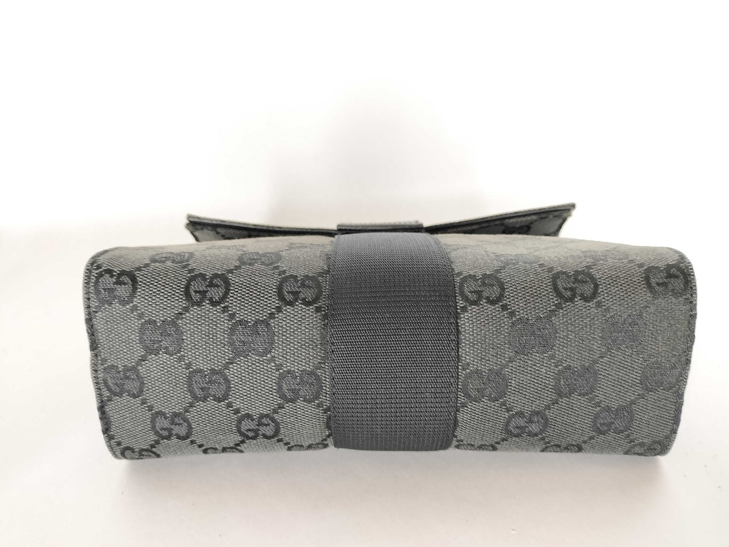 GUCCI GG Canvas GUCCI Gucci GG Canvas GG Canvas Pouch Pouch