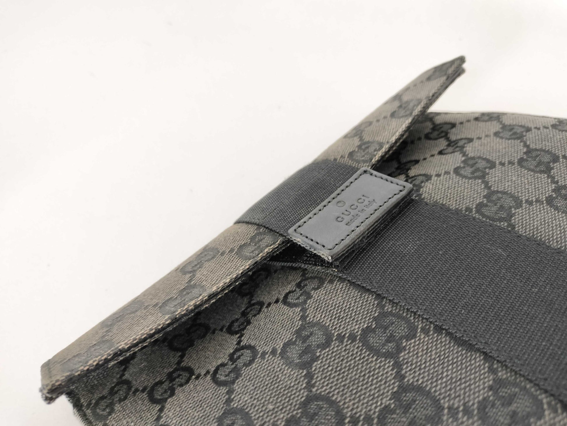 GUCCI GG Canvas GUCCI Gucci GG Canvas GG Canvas Pouch Pouch