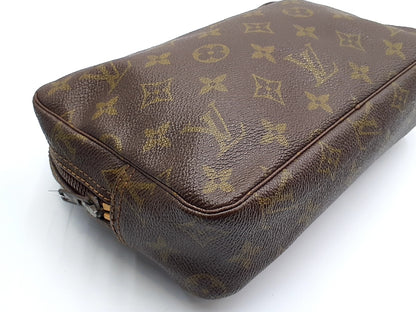 LOUIS VUITTON 4-Piece Set Monogram True Toilette 23 Pouch