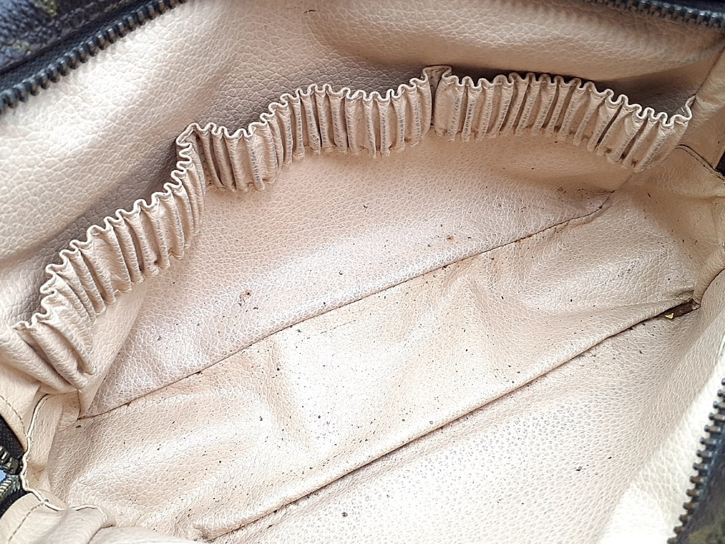 LOUIS VUITTON 5-Piece Set Monogram Truth Toilette 28 Truth Toilette 23 Taiga Baikal Selenga Second Bag