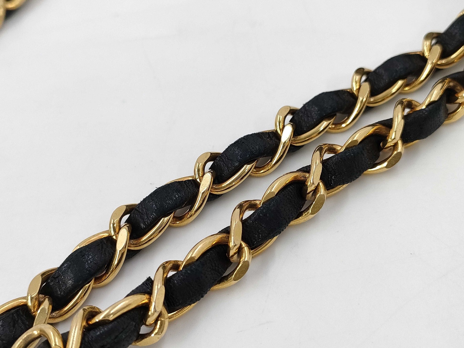 CHANEL chanel w flap w chain matrasse shoulder bag