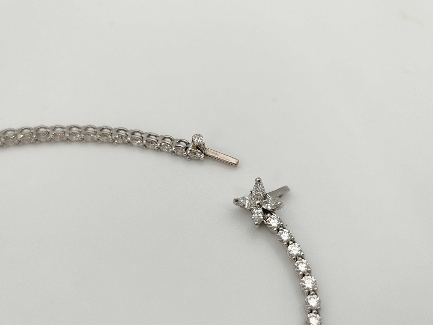Tiffany&Co. Victoria Grenade Diamond PT950 28.7g Necklace