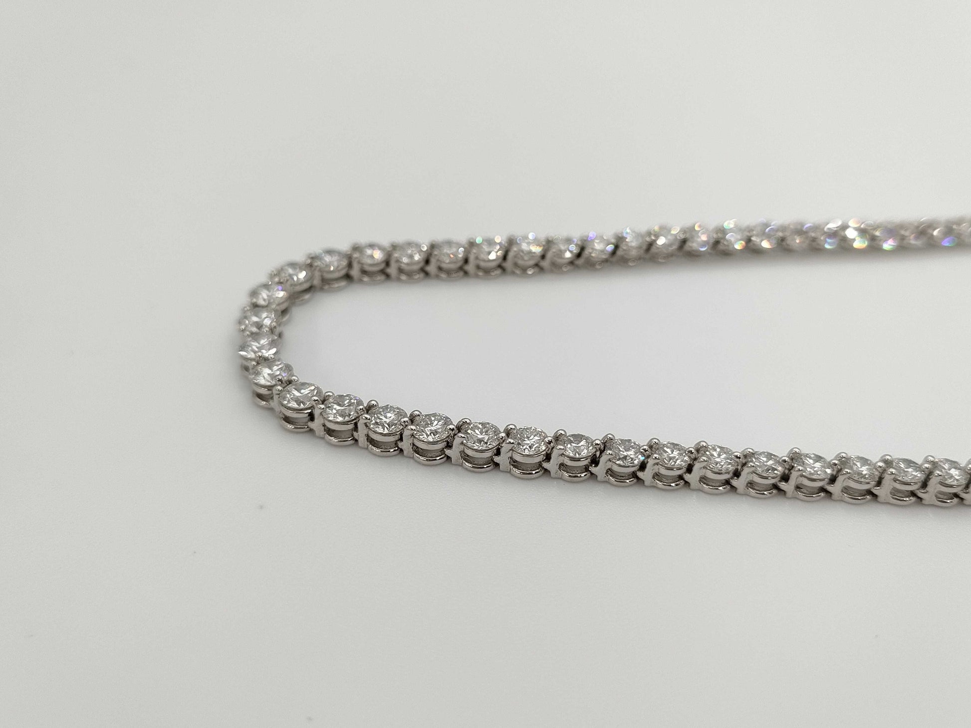 Tiffany&Co. Victoria Grenade Diamond PT950 28.7g Necklace