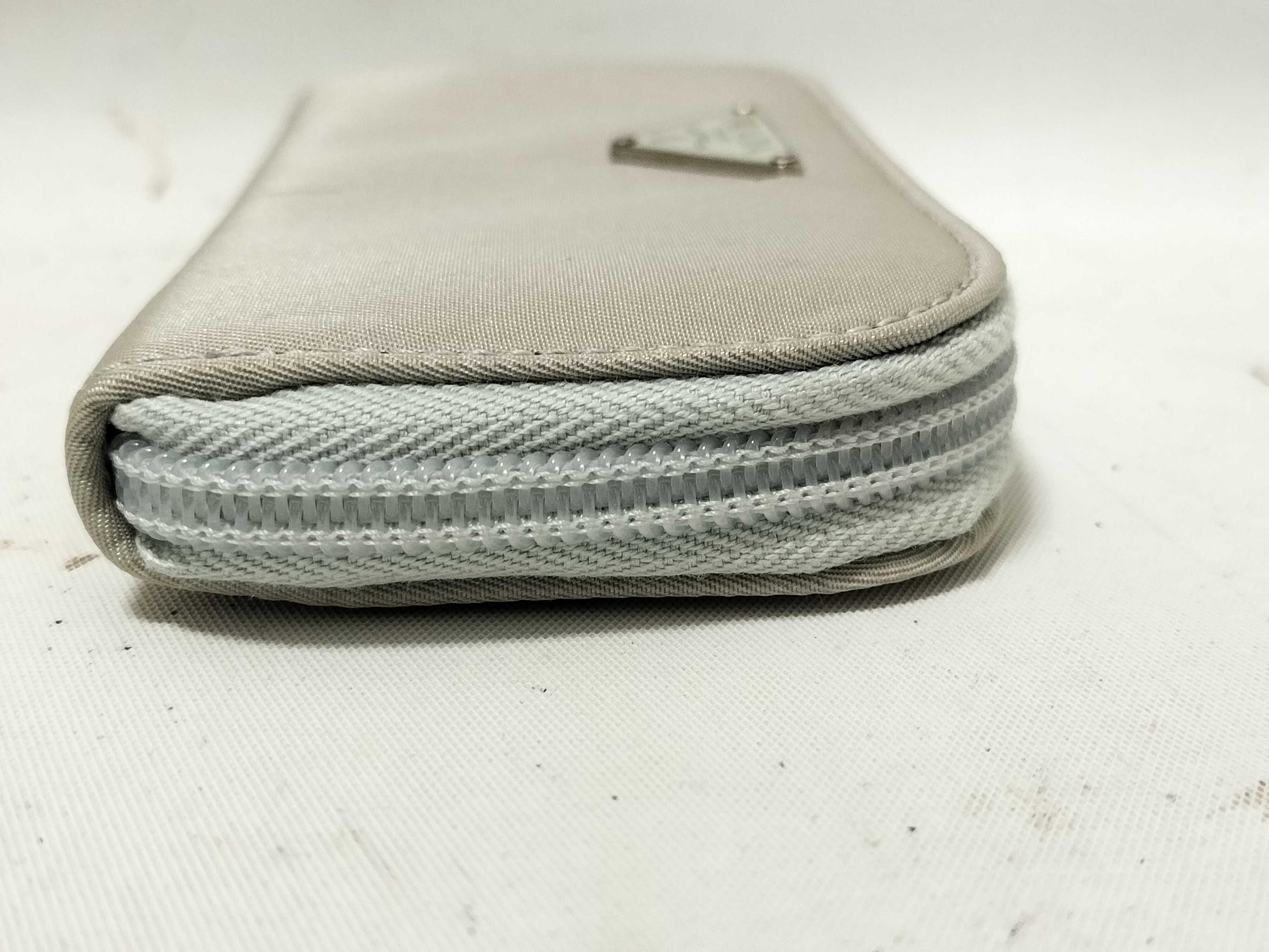 PRADA PRADA Key Case Triangular Log Key Case Key Case Key Holder