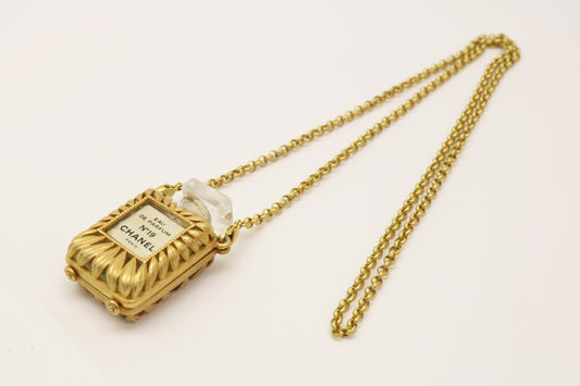 CHANEL Perfume No. 19 Chain Necklace